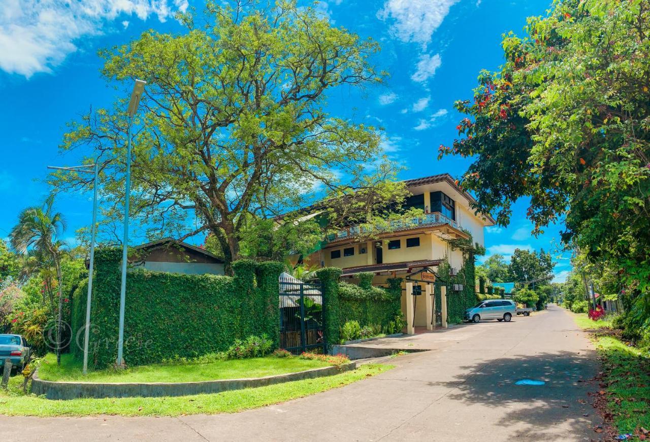 Mabini Hotel Mambajao Exterior photo